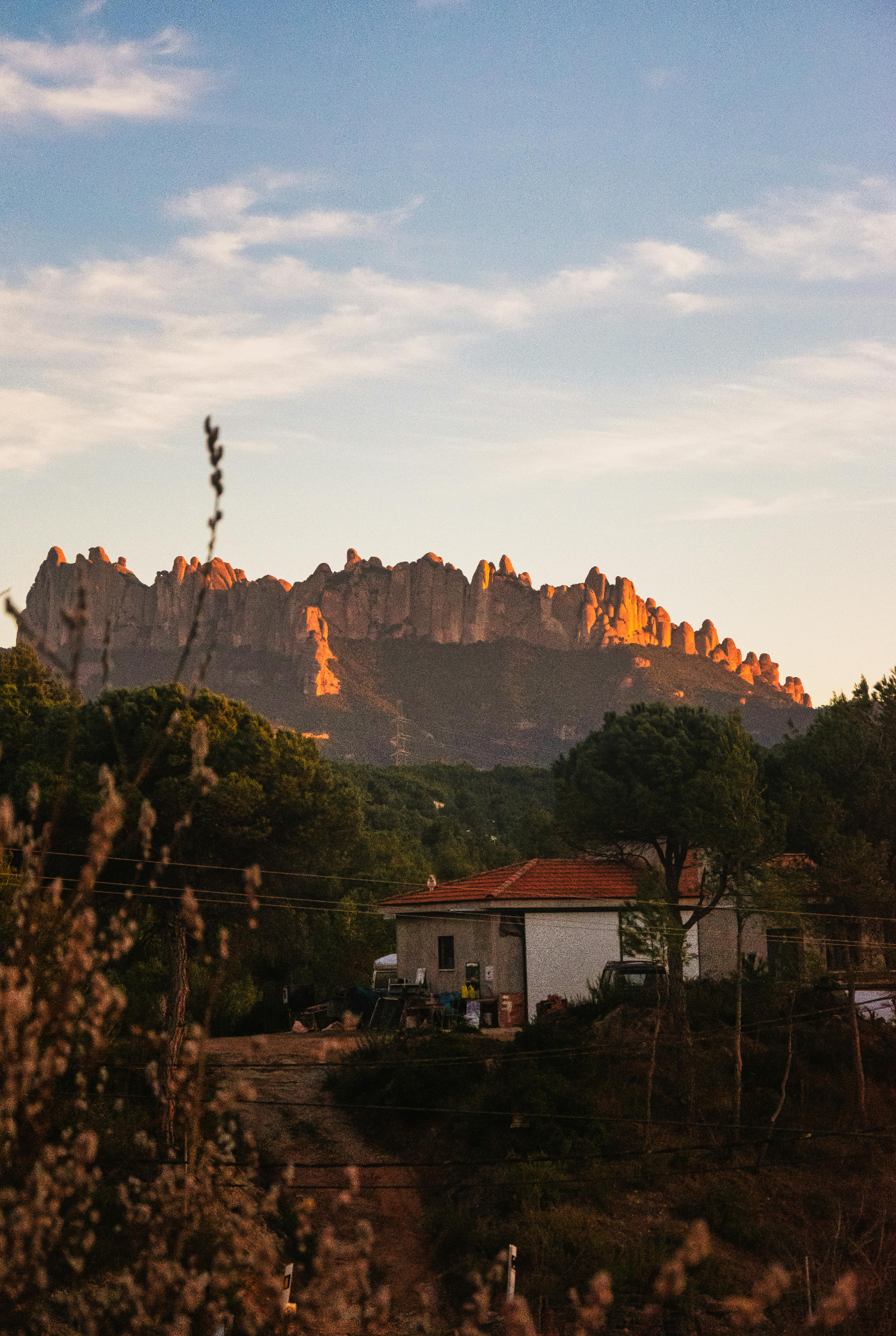 Mornings at the foot of the mountain.